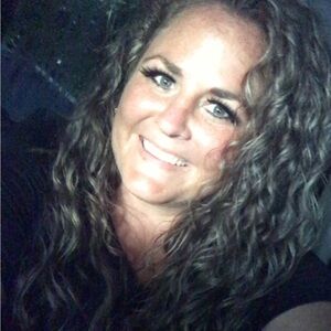 Meet your Posher, Cortney